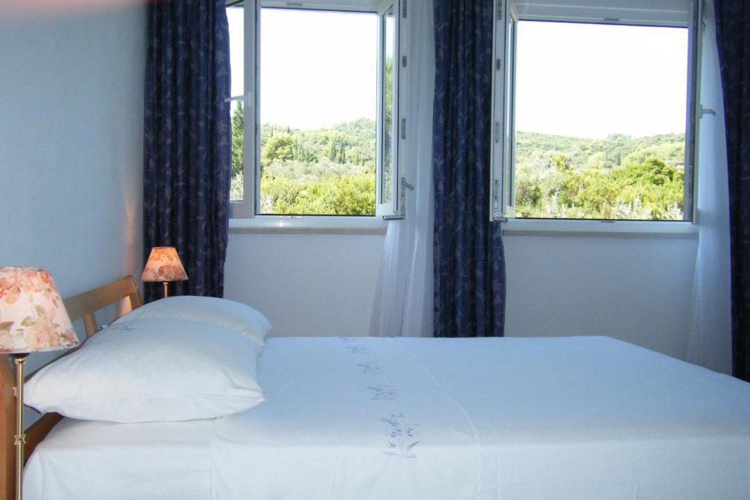 Photo of Bedroom in Cove Tri Zala (Zrnovo)
