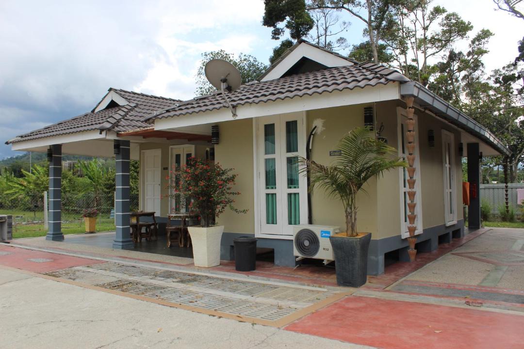 Photo of Buildings in Kampung Kuala Dal
