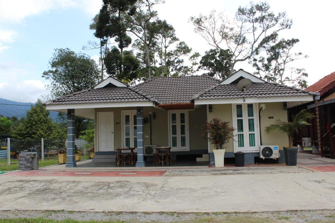 Photo of Buildings in Kampung Kuala Dal