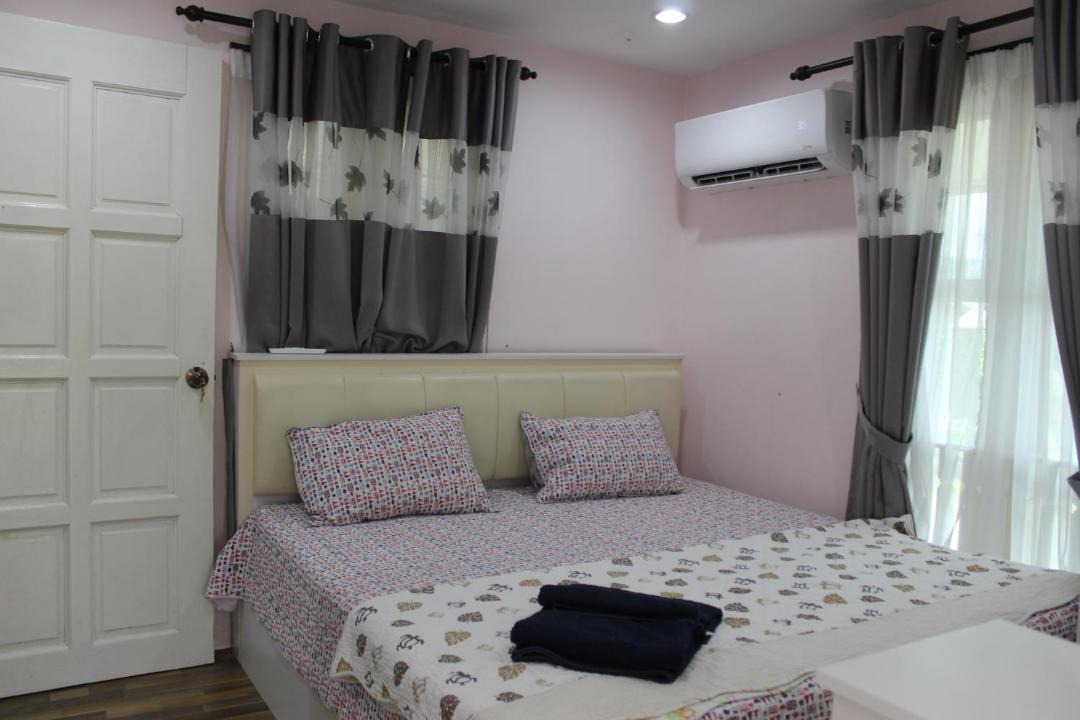 Photo of Bedroom in Kampung Kuala Dal