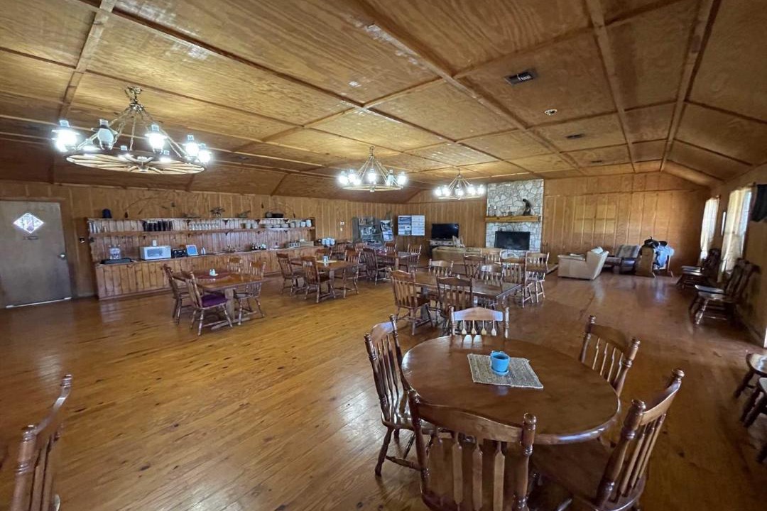 Photo of Livingroom in Bandera