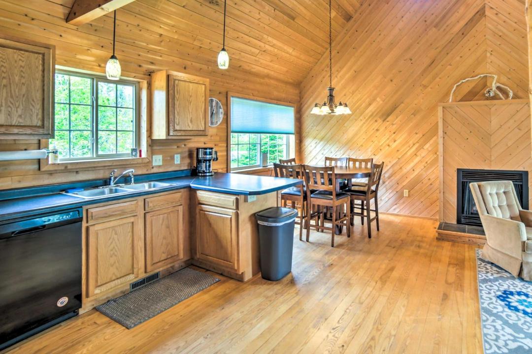 Photo of Kitchen in Manistique