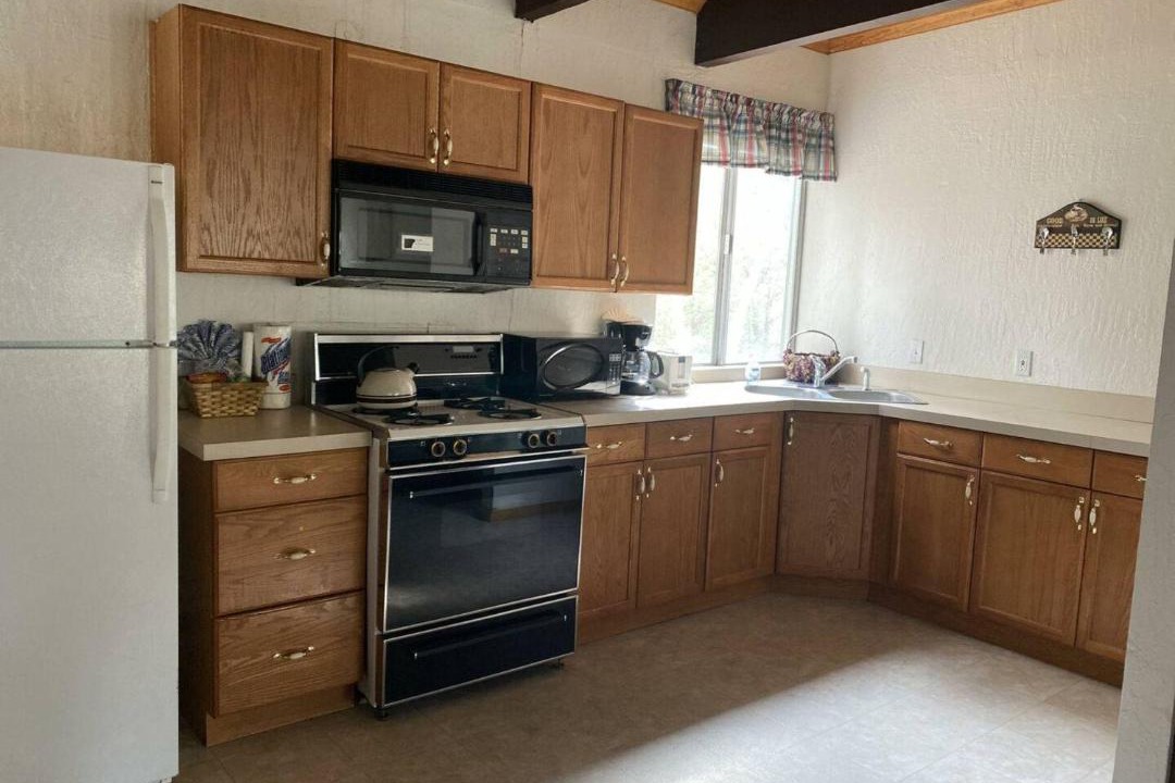 Photo of Kitchen in Big Bear