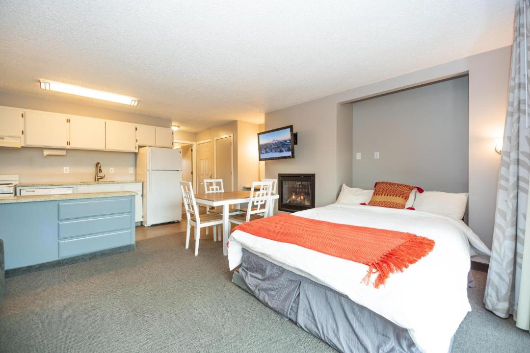 Photo of Bedroom in Bend