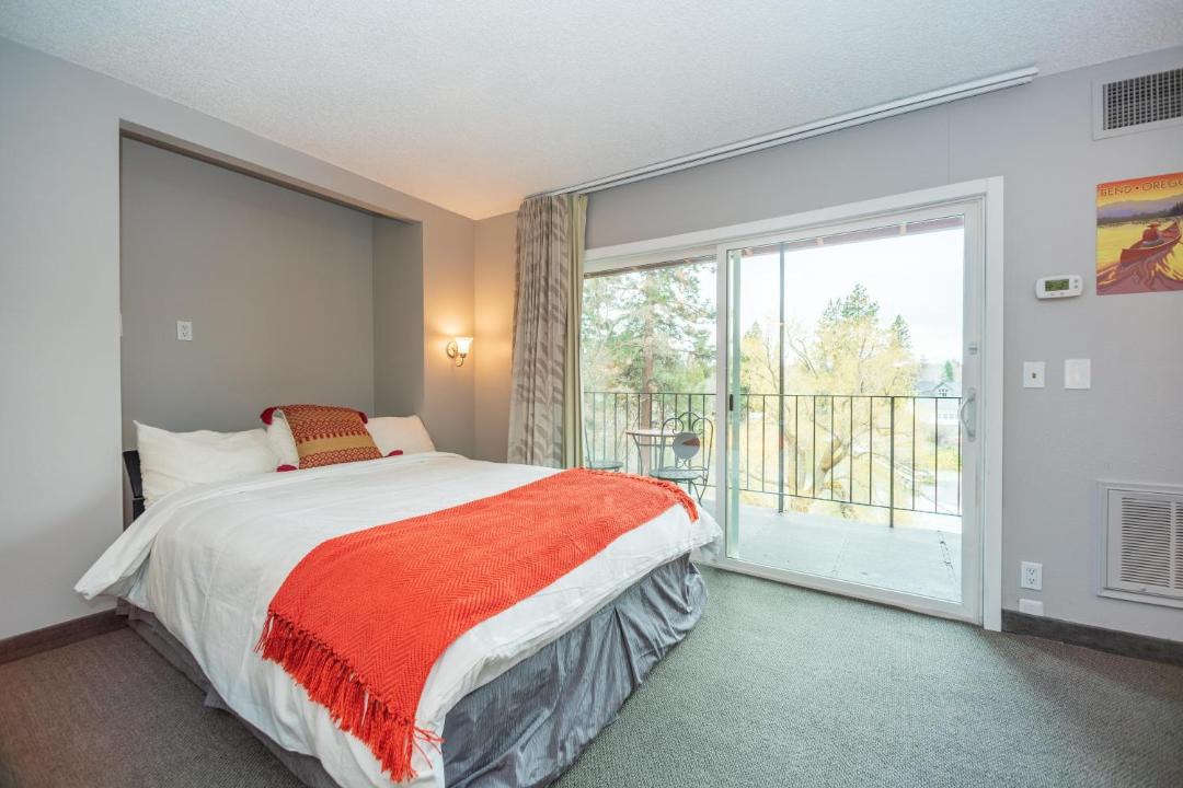 Photo of Bedroom in Bend