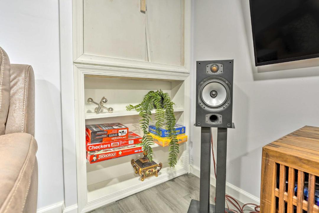 Photo of Others in Saddle Brook