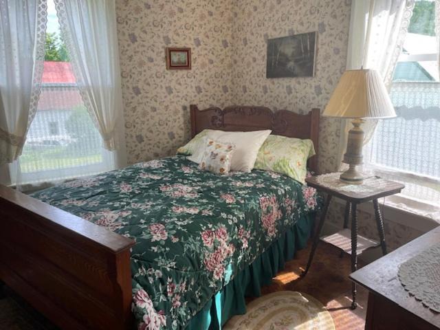 Photo of Bedroom in McIndoe Falls