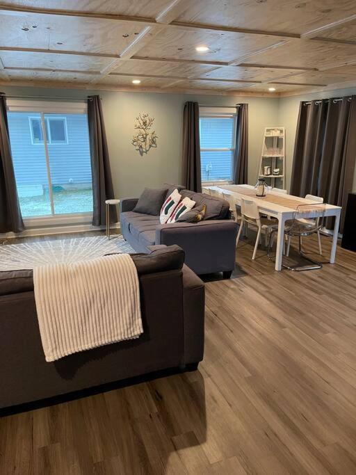 Photo of Livingroom in Pigeon