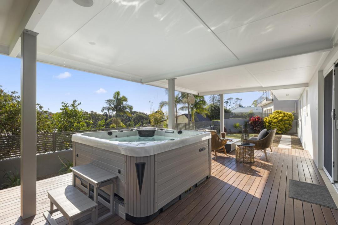 Photo of Others in Korora