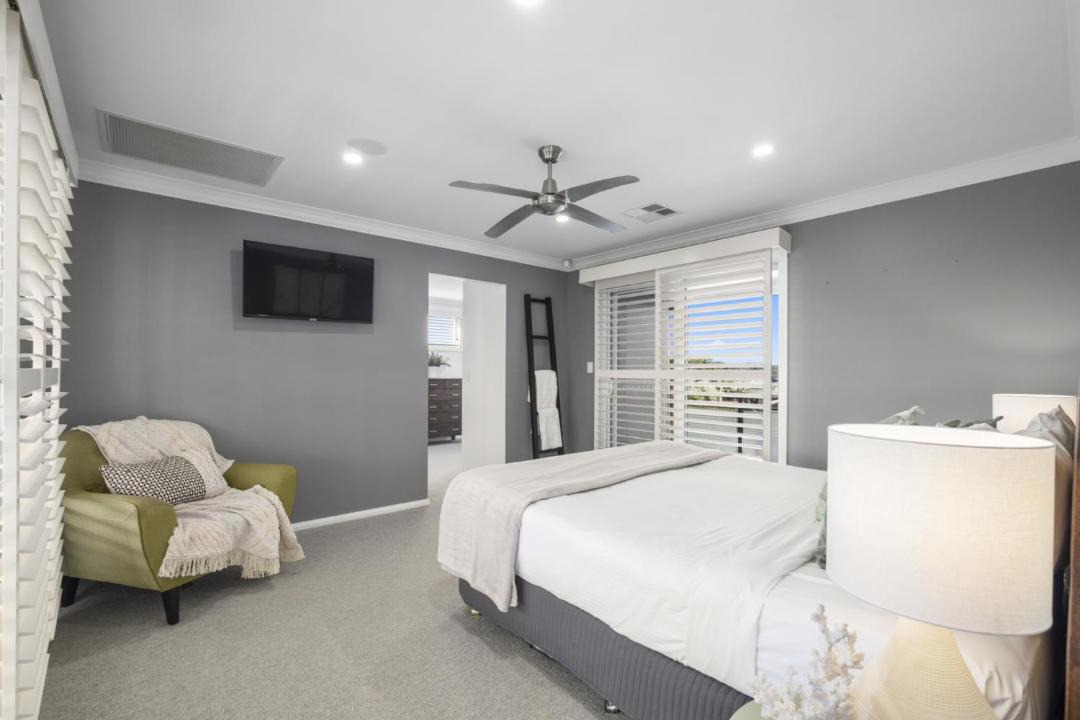 Photo of Others in Korora