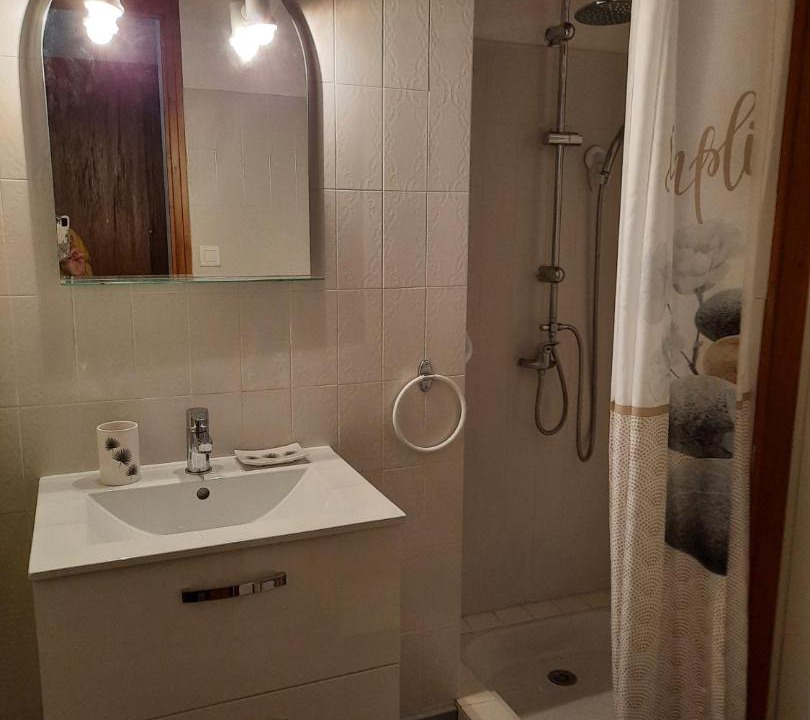 Photo of Others in Cozes