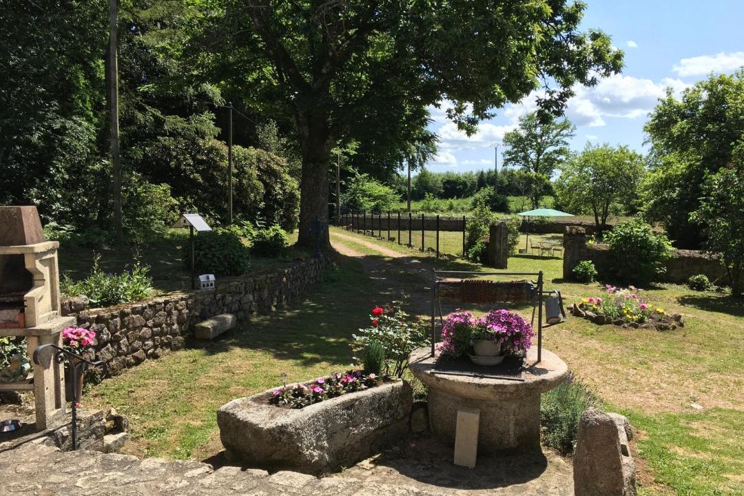 Photo of Patio Balcony in Alligny-en-Morvan