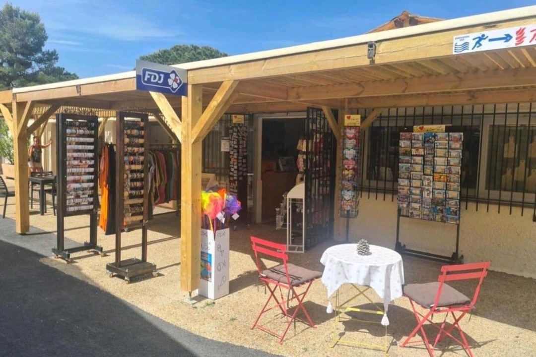 Photo of Others in La Cote Radieuse