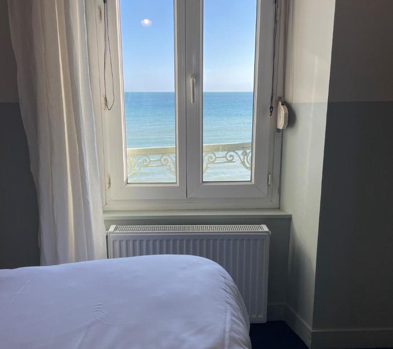 Photo of Others in Luc-sur-Mer