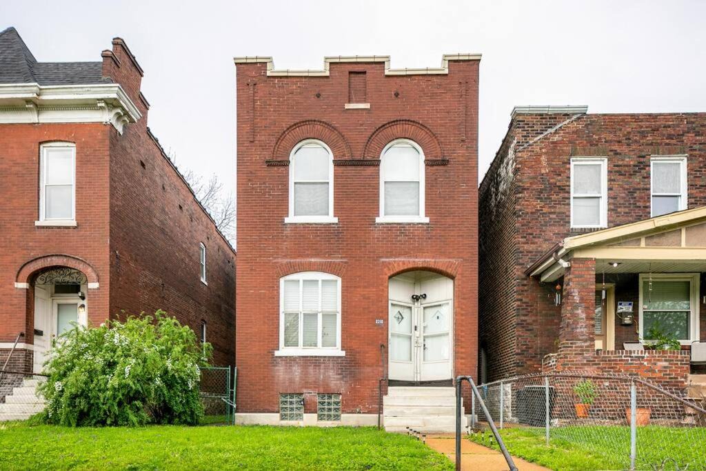 Photo of Buildings in Downtown St. Louis