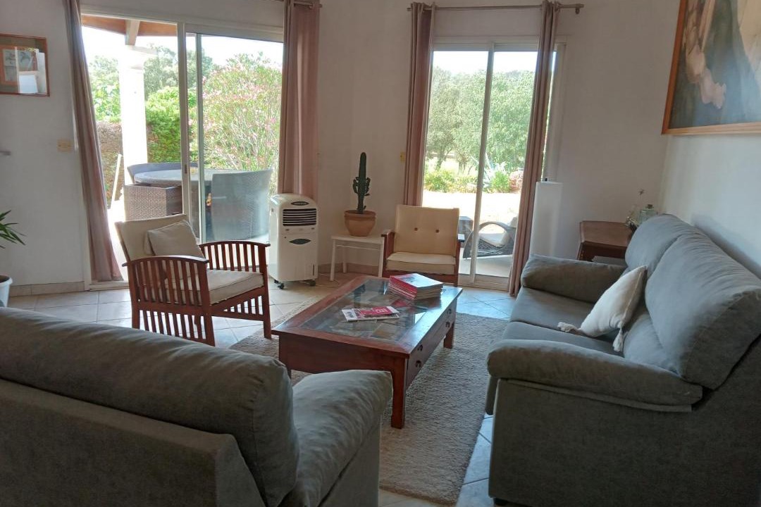 Photo of Others in Garrigues