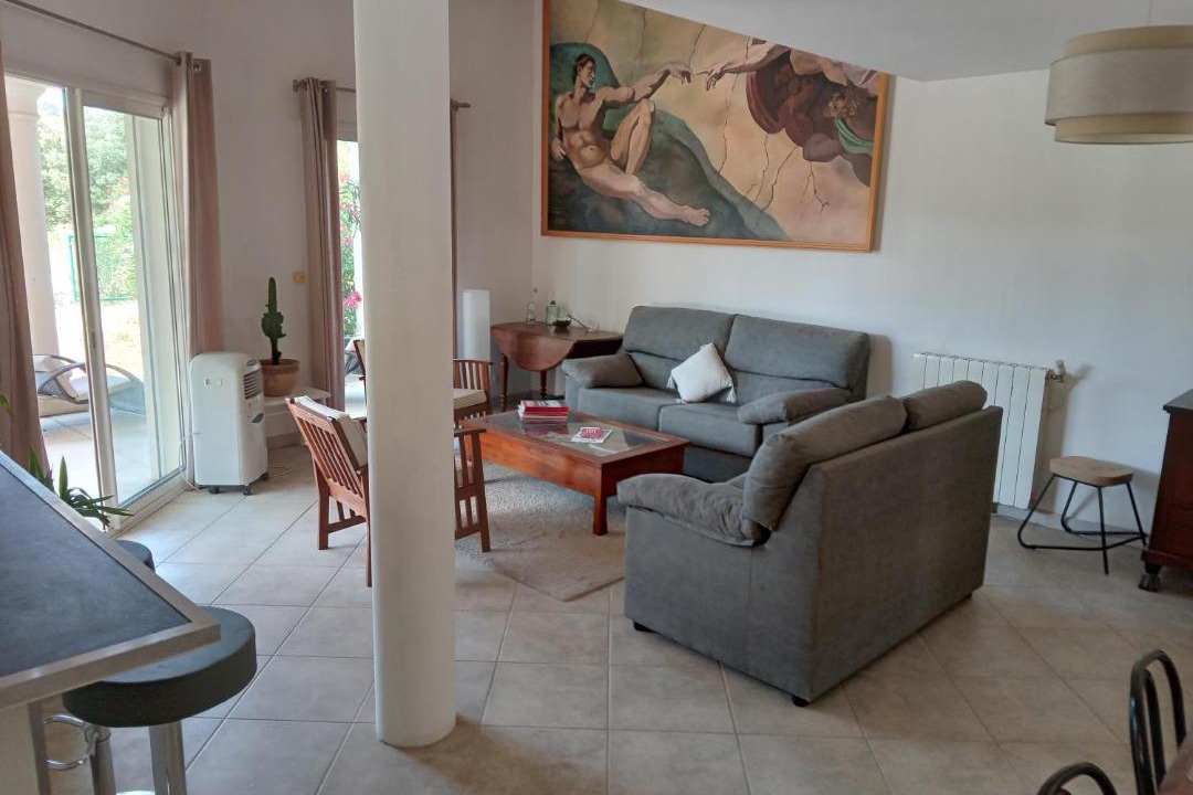 Photo of Others in Garrigues