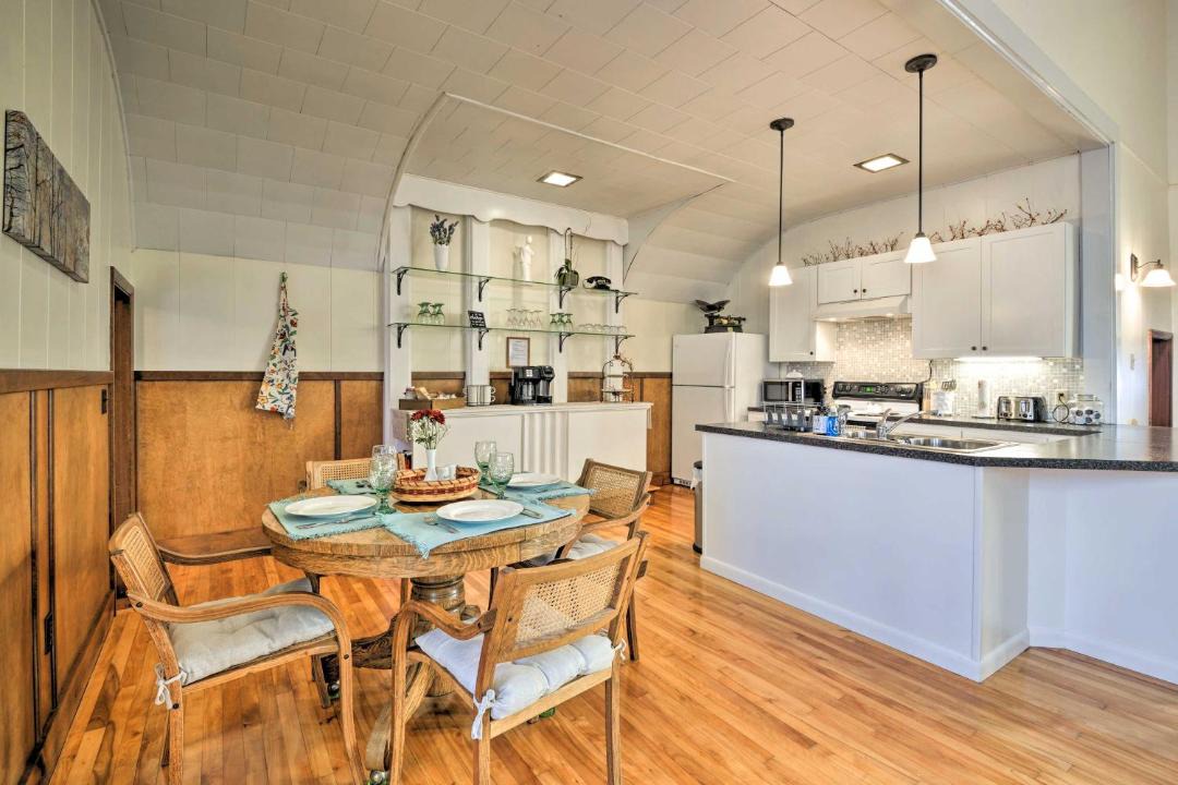 Photo of Kitchen in Lisle