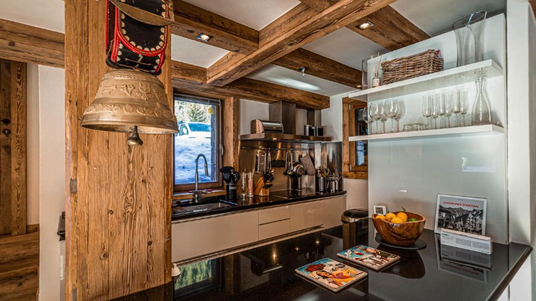 Photo of Others in Les Tines