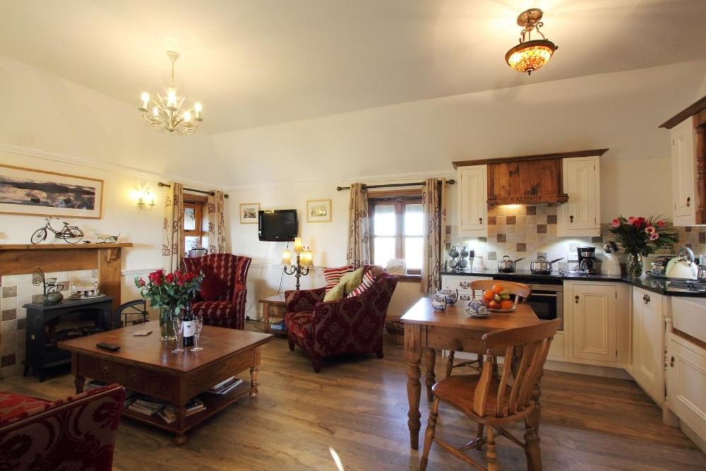 Photo of Others in Pollachar