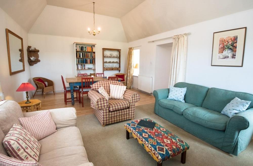 Photo of Others in Elgin