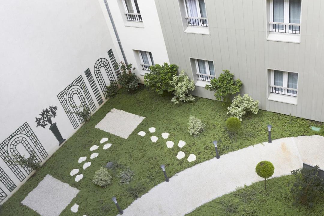 Photo of Others in 18th Arrondissement