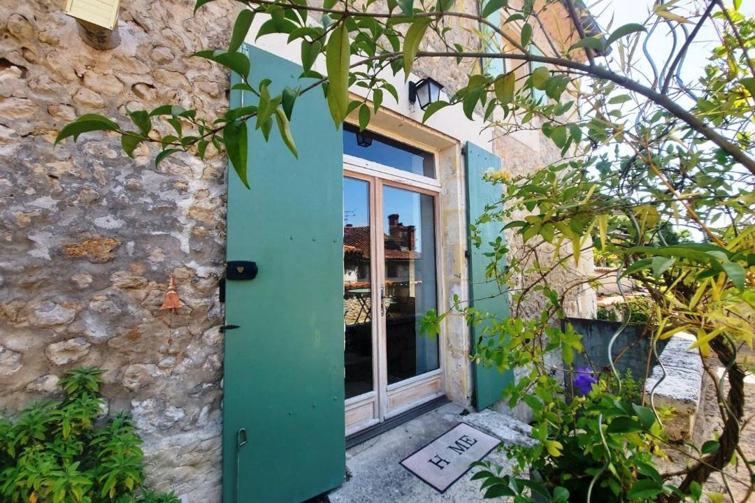 Photo of Buildings in Riberac