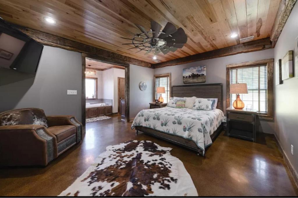 Photo of Others in Belfast