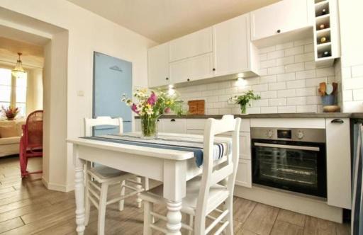 Photo of Kitchen in Olonzac