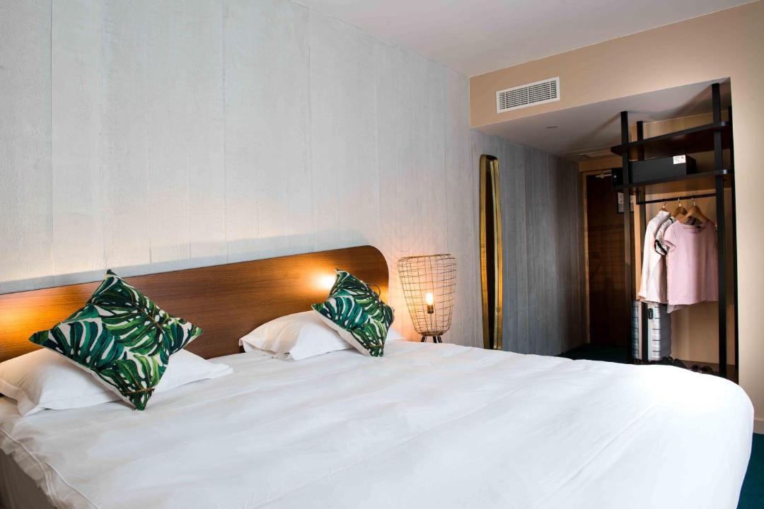 Photo of Others in Decines-Charpieu