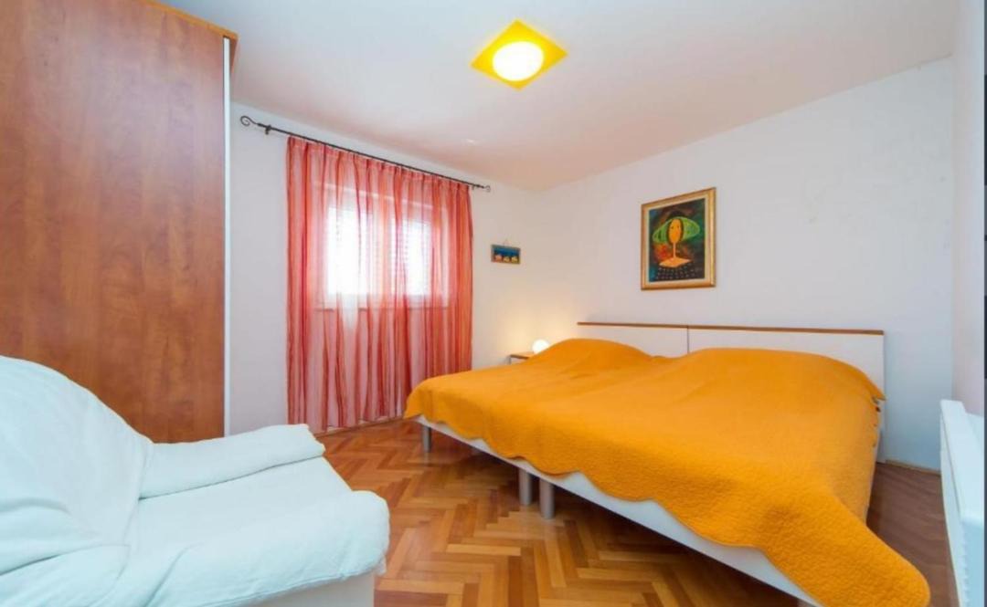 Photo of Bedroom in Ploce