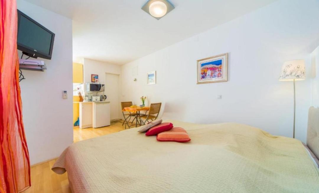 Photo of Bedroom in Ploce