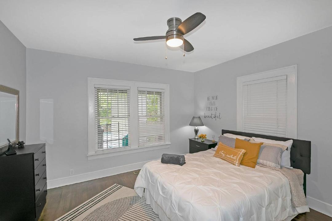 Photo of Others in Edgewood