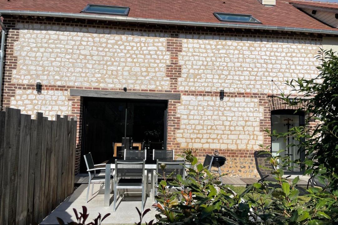 Photo of Buildings in Criquebeuf-sur-Seine