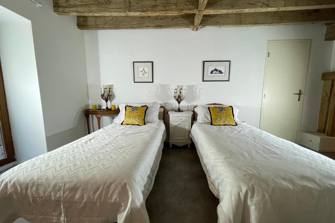 Photo of Others in Troche