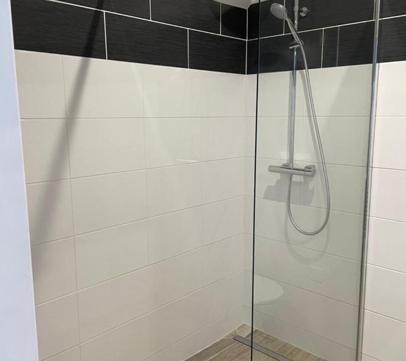 Photo of Bathroom in Hillion