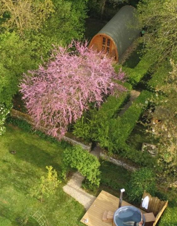 Photo of Others in Asnieres sur Vegre