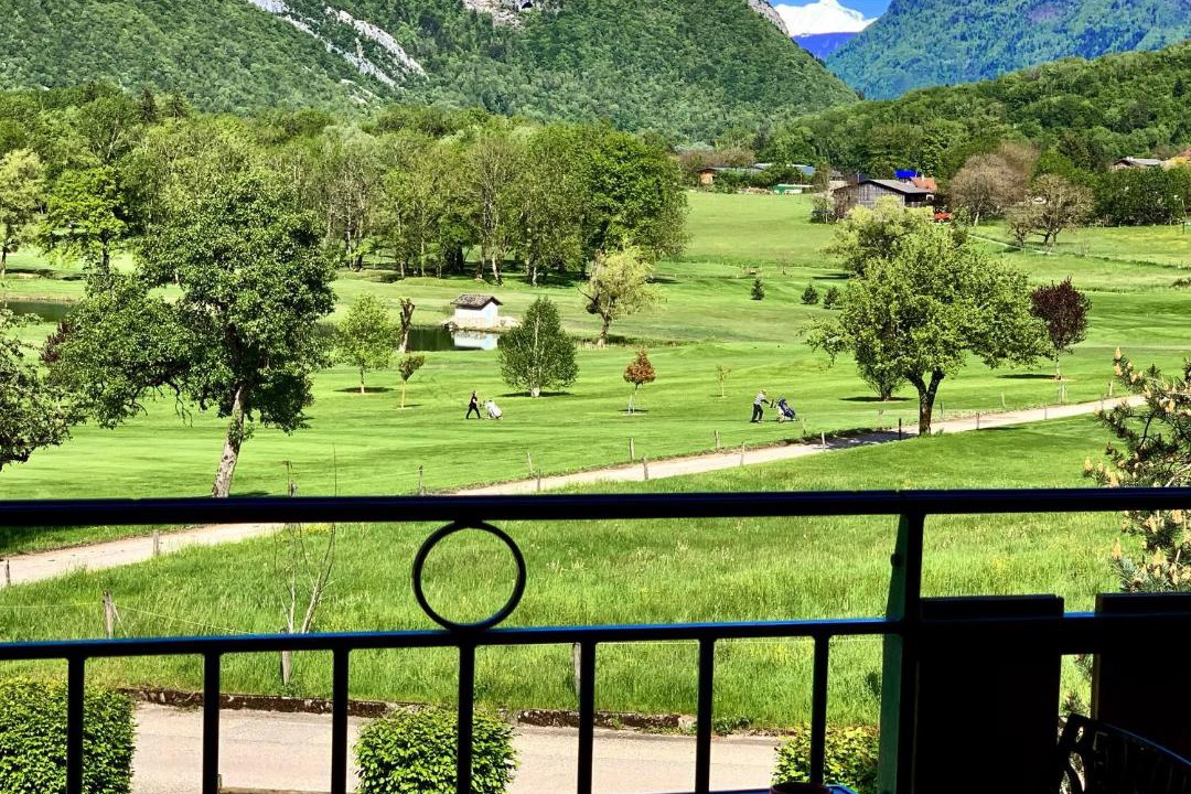 Photo of Patio Balcony in Giez