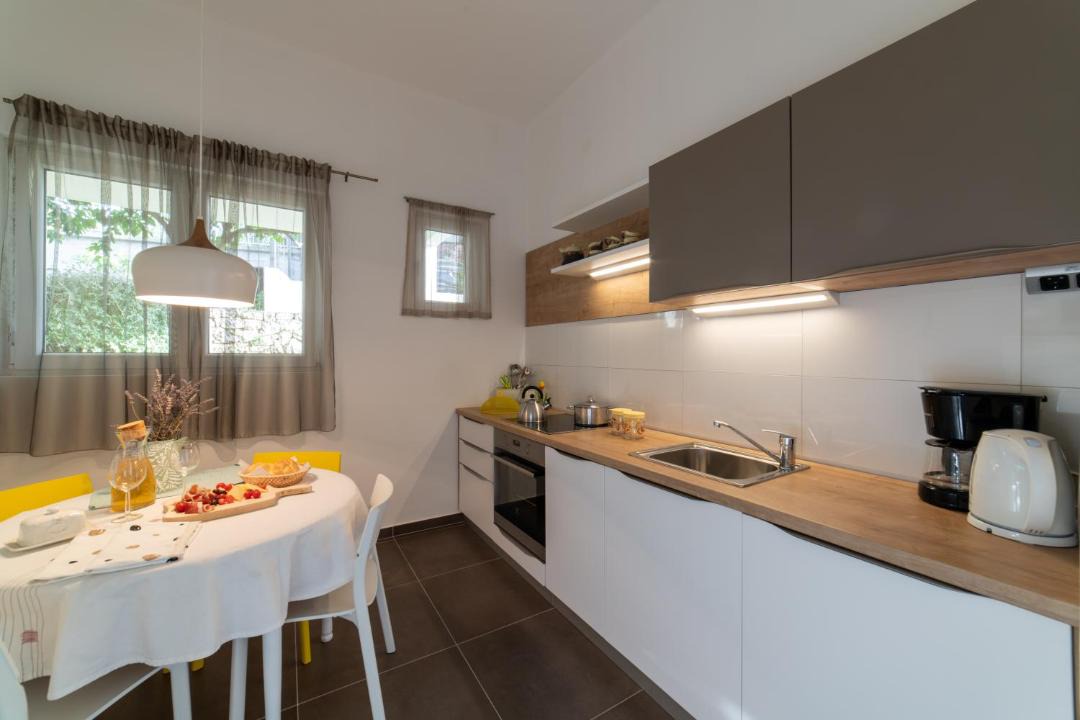 Photo of Kitchen in Okrug Donji