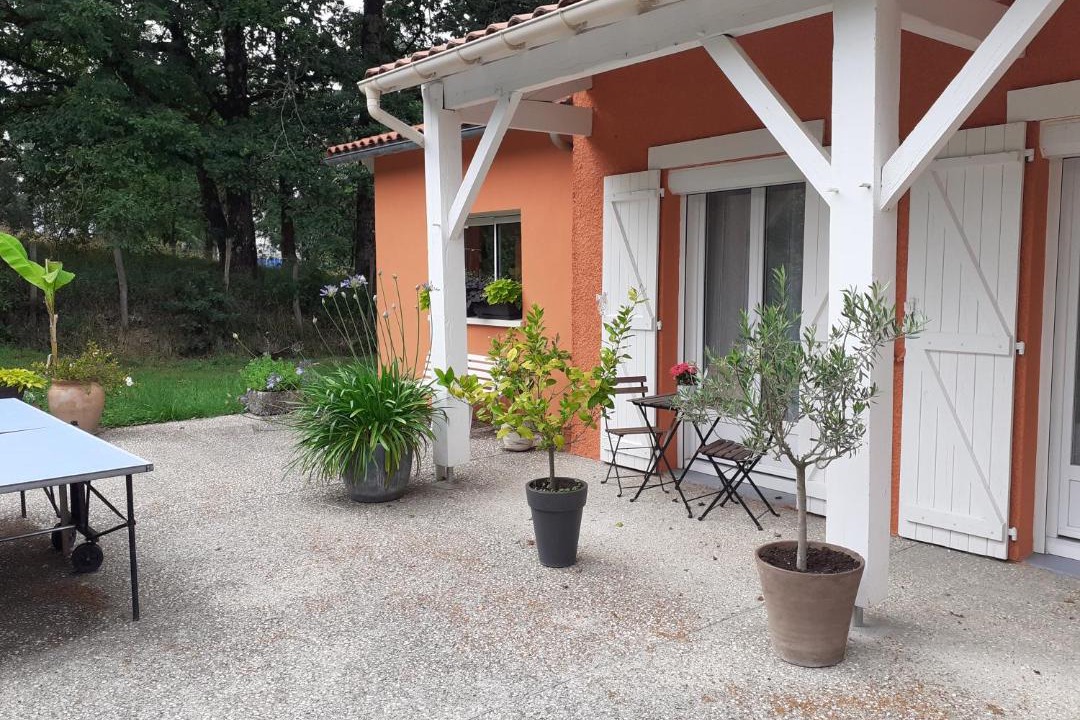 Photo of Buildings in Sainte-Colombe-en-Bruilhois