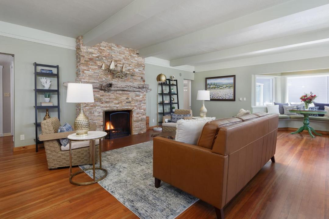 Photo of Others in Agate Beach