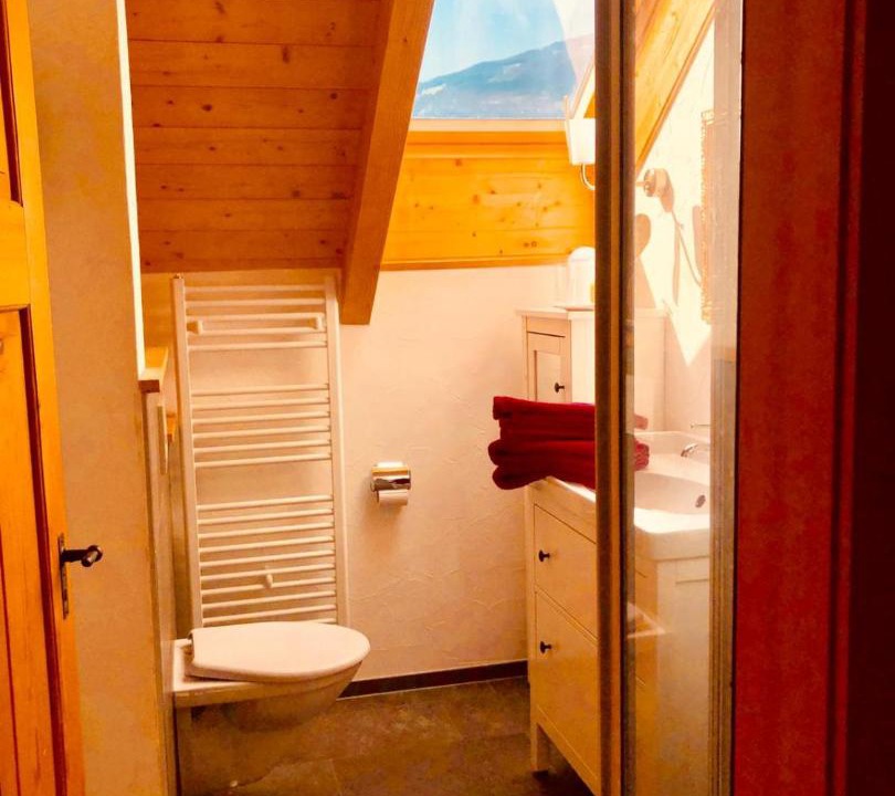 Photo of Bathroom in Darligen