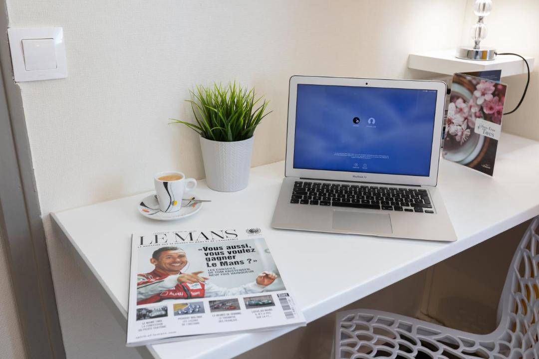 Photo of Others in Le Mans