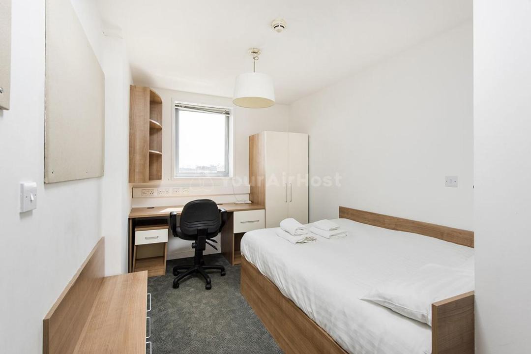 Photo of Bedroom in Finsbury Park
