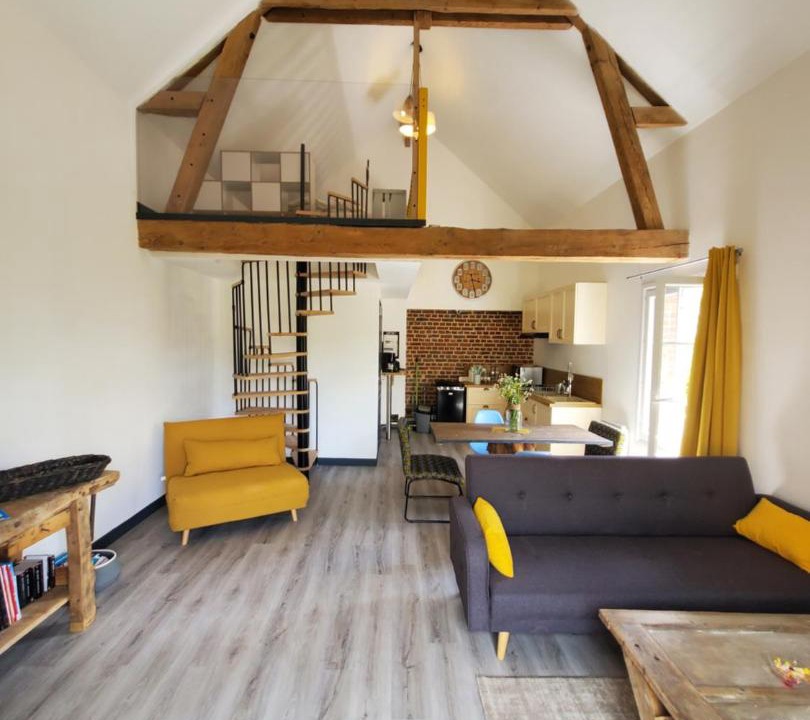 Photo of Livingroom in Sierville