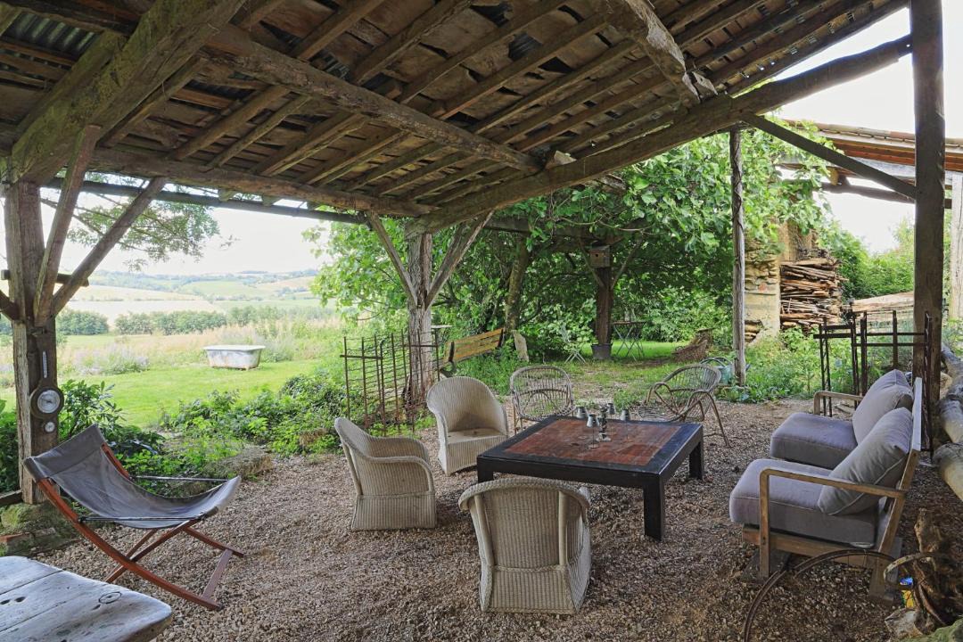 Photo of Others in Francon