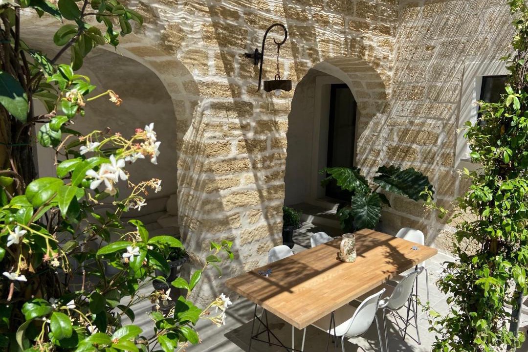 Photo of Patio Balcony in Saint-Siffret