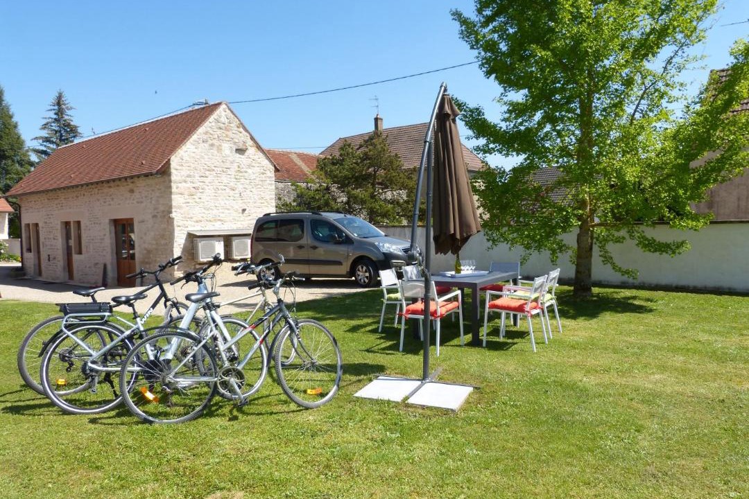 Photo of Others in Corpeau