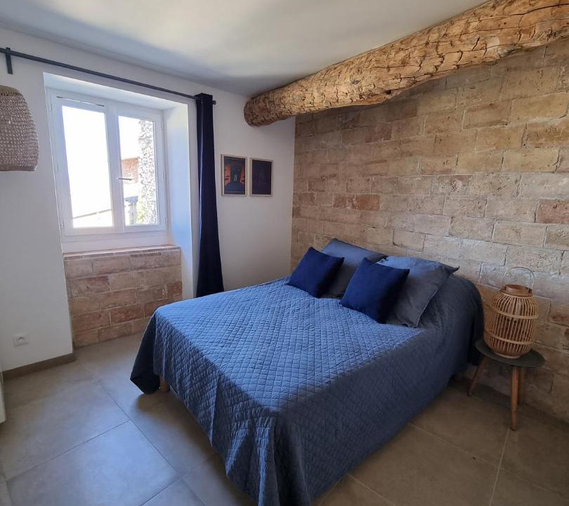 Photo of Bedroom in Laudun