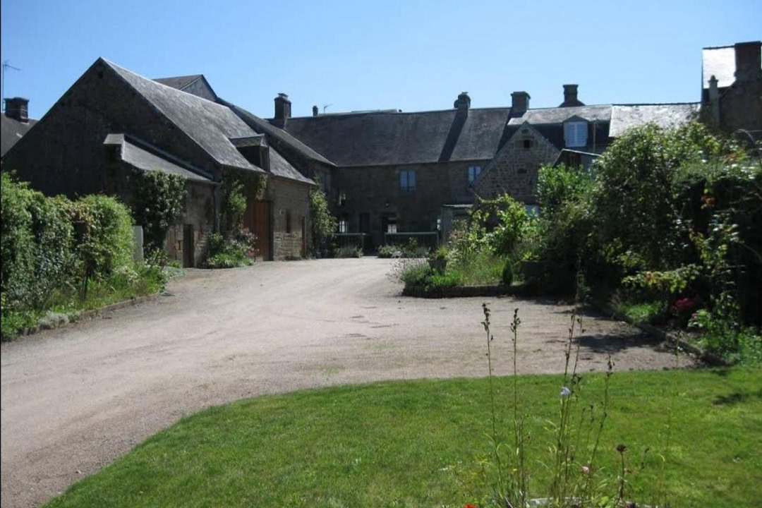 Photo of Others in Carrouges